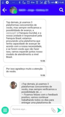 Conversa em que o cliente relata ter usado três plataformas concorrentes antes de escolher a Chat2Desk.